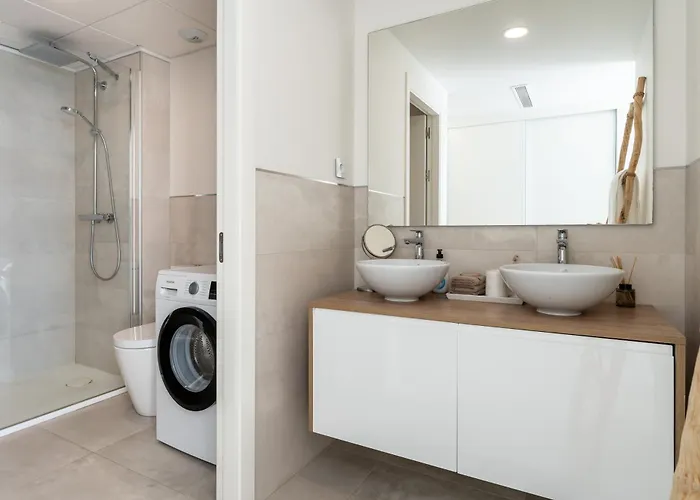 Luxury Penthouse With Rooftop Daire *